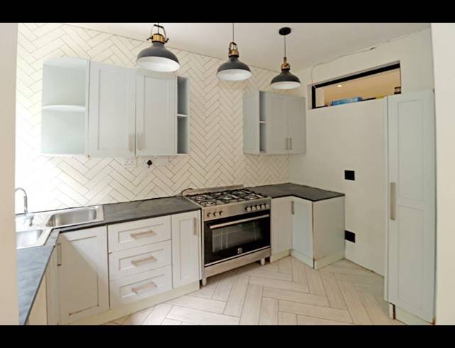 4 BEDROOM HOUSE TO LET IN WESTCLIFF